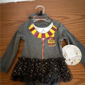 Warner Bros. Gray Gryffindor Baby Bodysuit